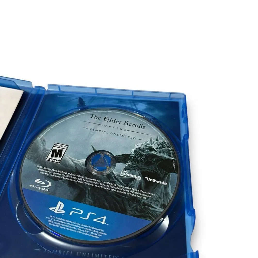 PS4 The Elder‎ Scrolls Online: Tamriel Unlimited The Explorers Pack Game